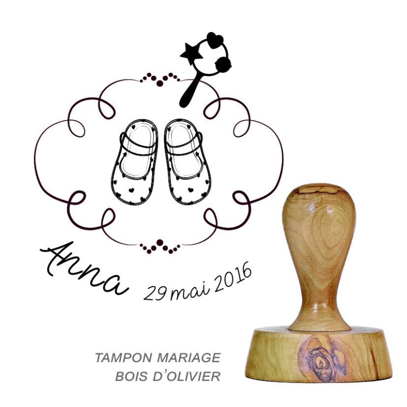 Tampon bois rond naissance à personnaliser