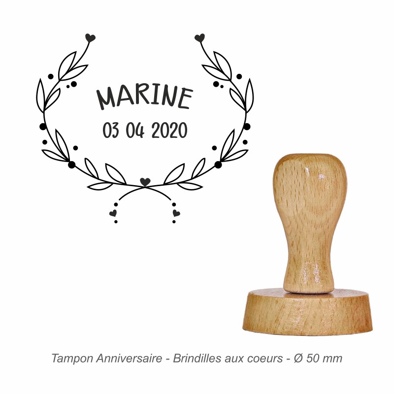 Tampon bois Joyeux anniversaire Brindilles aux coeurs à personnaliser